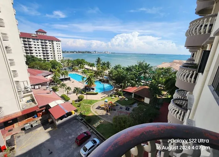 Glory Beach Seaview Family Home